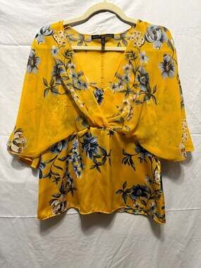 White House Black Market Yellow Floral V-Neck Drape Sleeve Blouse